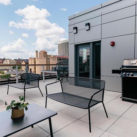 Kislak 405 Luxurious 1Br Retreat Above The City นูวาร์ก ภายนอก รูปภาพ